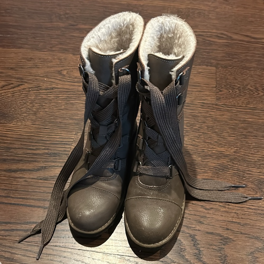 Universal Thread Wedge Shearling Lined Boots - Si… - image 4